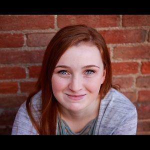 Meet your Posher, Cierra